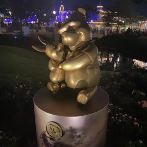 winnie the pooh 50th statue